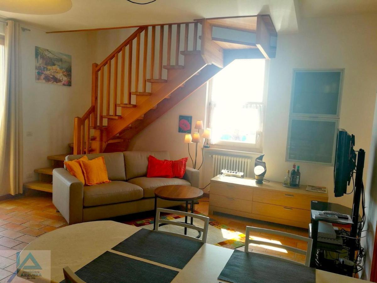 Casa Chiare - Immobiliare Azzurra Apartment Бардолино Екстериор снимка