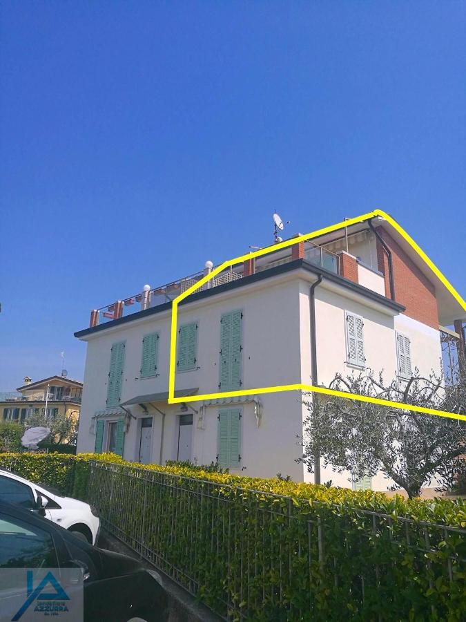 Casa Chiare - Immobiliare Azzurra Apartment Бардолино Екстериор снимка