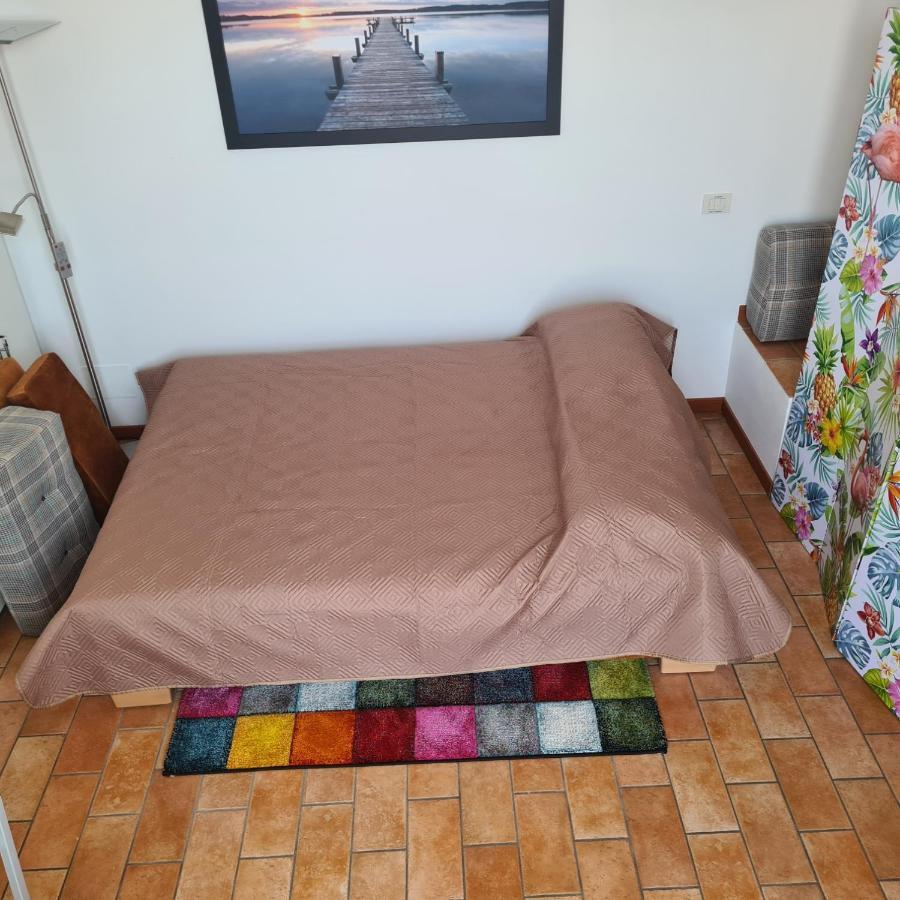 Casa Chiare - Immobiliare Azzurra Apartment Бардолино Екстериор снимка
